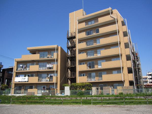 与野本町ローヤルコーポ