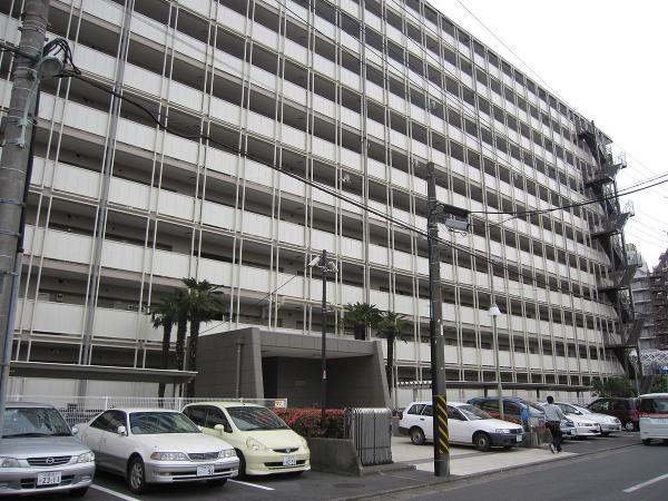 根岸ハイツ１号棟